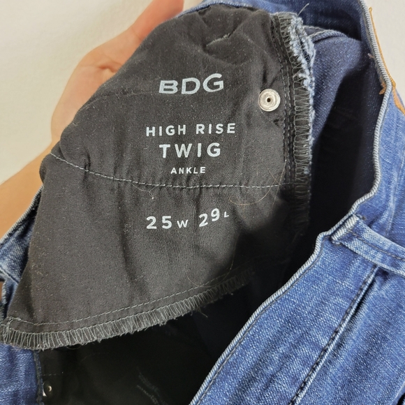 UO BDG High Rise Twig Ankle Skinny Jeans - Picture 10 of 10